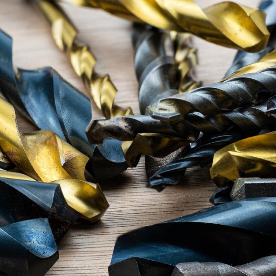 Guia Completo de Brocas para Projetos de Marcenaria e Metalurgia.